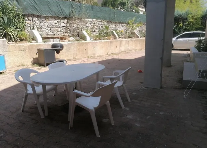 Les Iris 34 Doublon アパート *